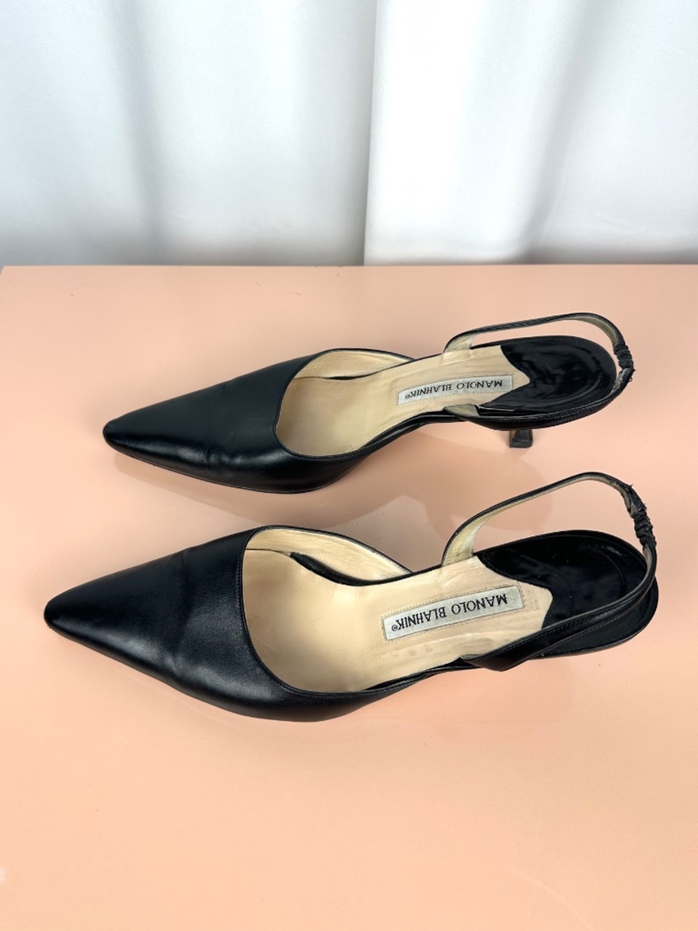 Vintage Manolo Blahnik Black Leather Pointed Toe Slingback Heels EU 39 - Picture 10 of 16